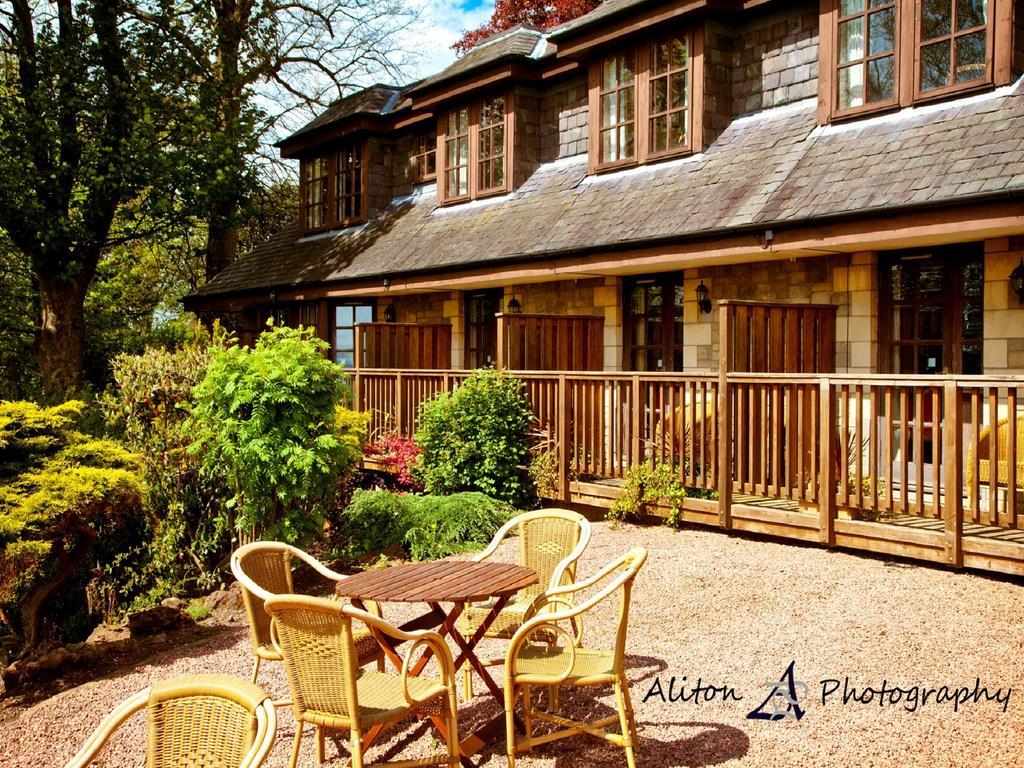 Old Manor Hotel Lundin Links Bagian luar foto